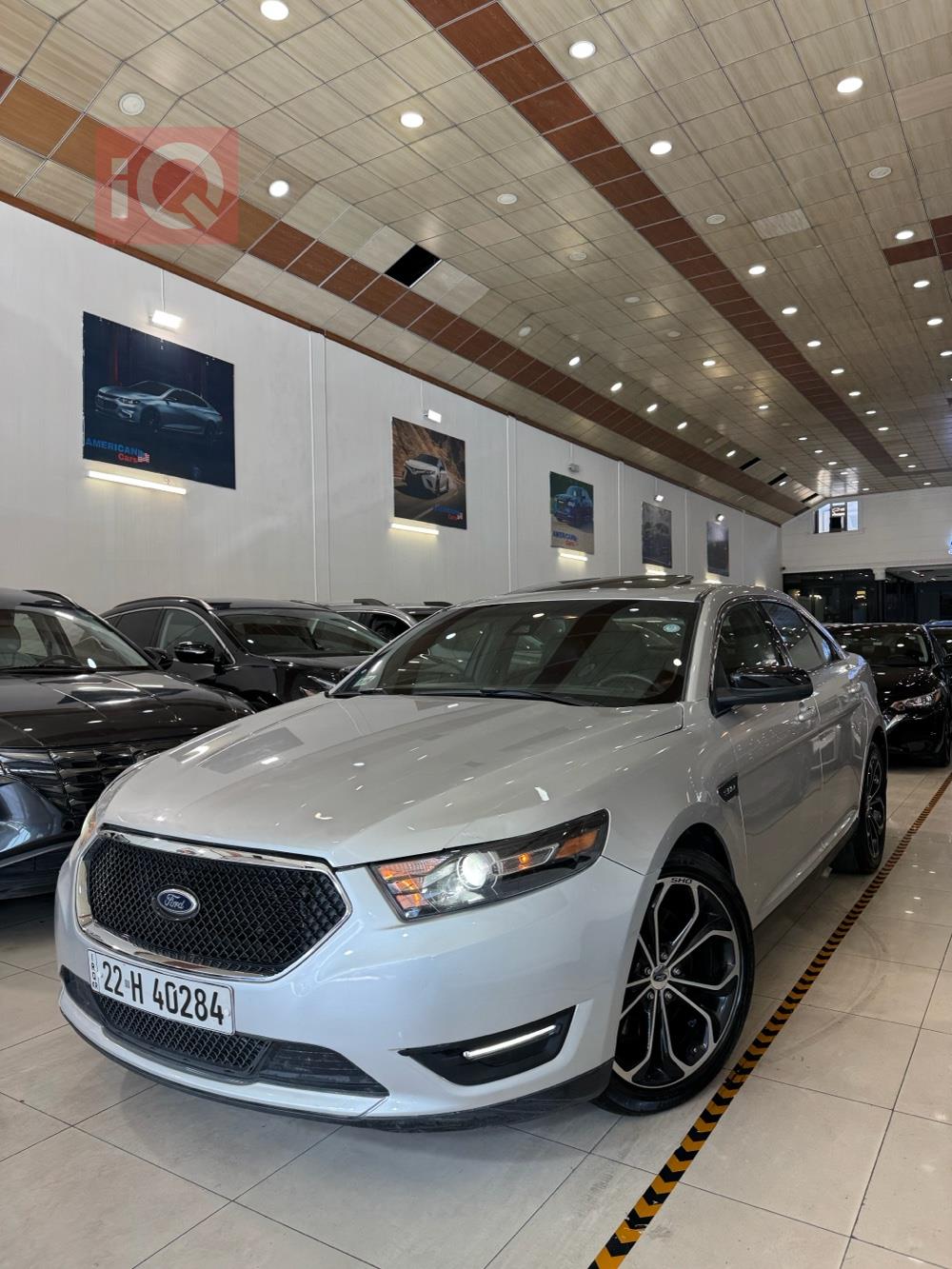 Ford Taurus